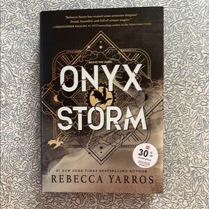 Onyx Storm by Rebecca Yarros
